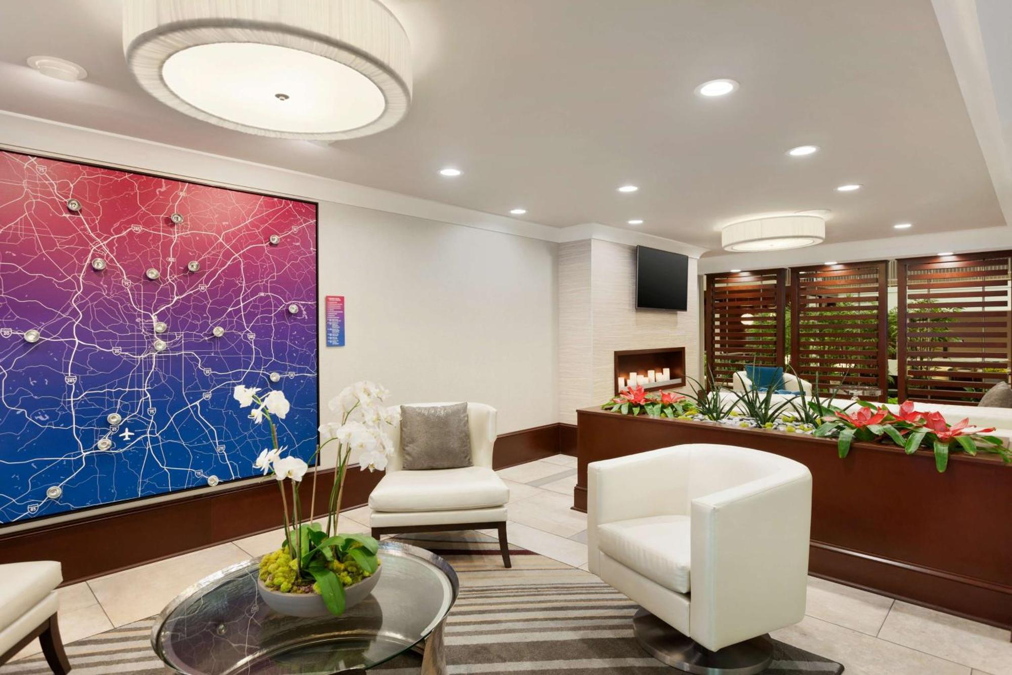 Embassy Suites By Hilton Atlanta Airport College Park Exterior foto